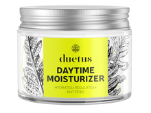 Duetus Daytime Moisturizer hydrates and regenerates mattifies