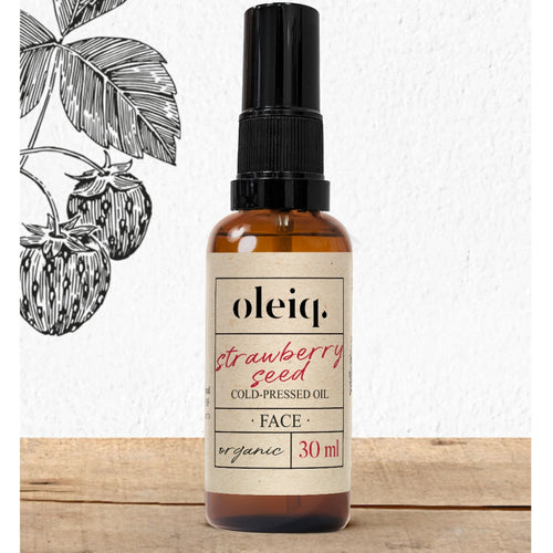 Organic strawberry seed  cold pressed oil for face. Oleiq
